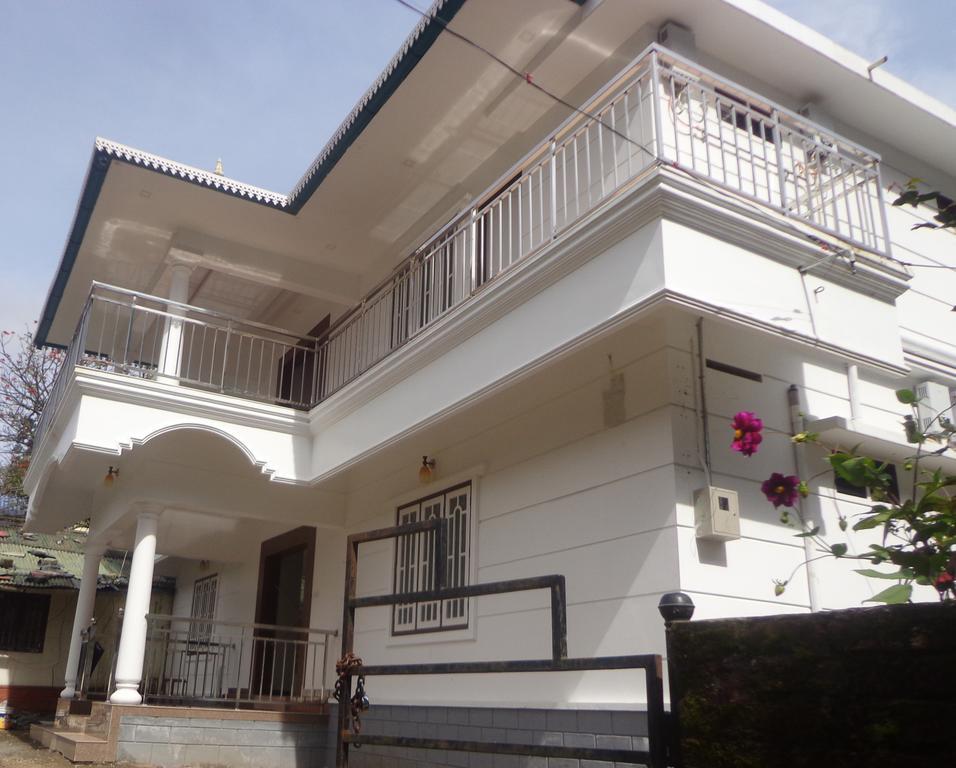 מונאר Aarons Cottage מראה חיצוני תמונה